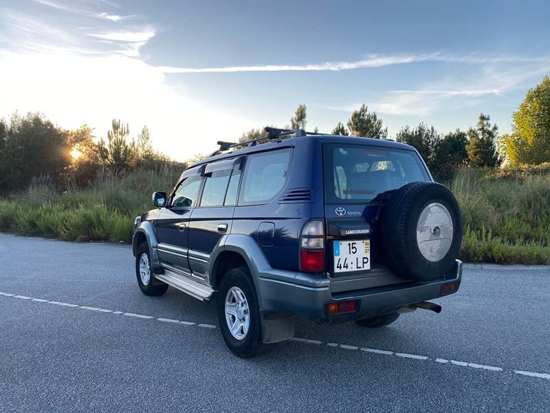 Toyota Land Cruiser • 1998 • 279,000 km 10