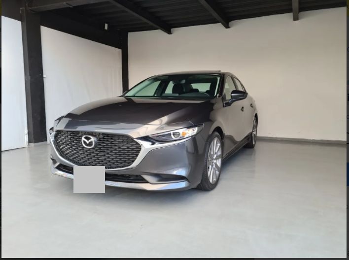 Mazda 3 • 2021 • 77,000 km 1