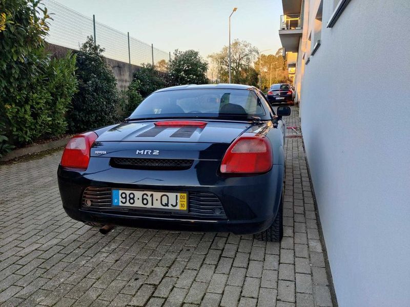Toyota MR2 • 2000 • 188,000 km 2