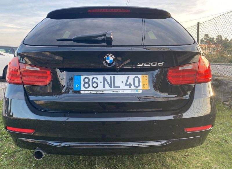 BMW 328i • 2013 • 150,000 km 2