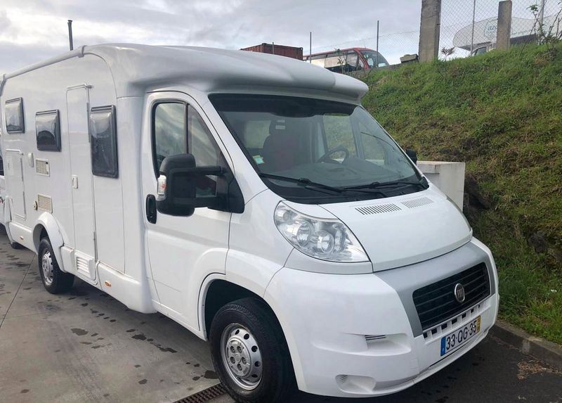 Aston Martin V12 Vanquish • 2015 • 10,000 km 3