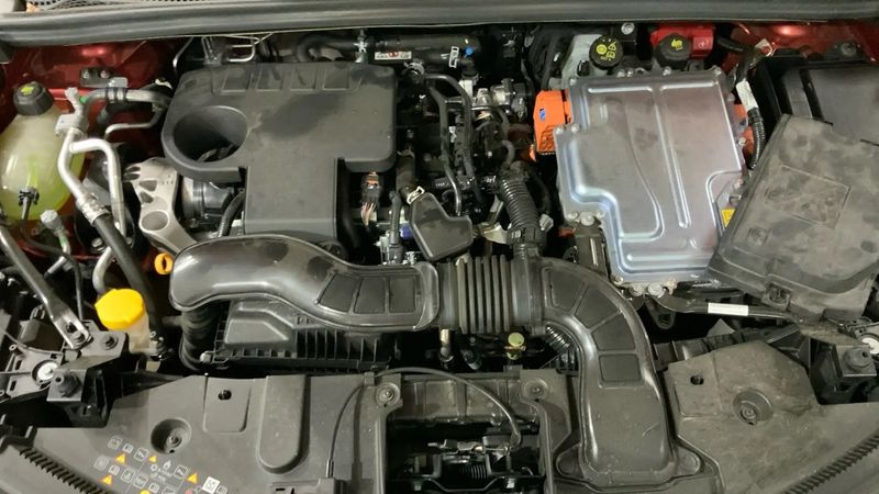 Mitsubishi ASX • 2023 • 12,700 km 11