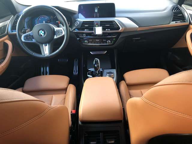 BMW X3 • 2018 • 70,000 km 4