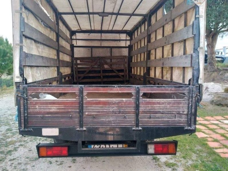 Mitsubishi Fuso canter • 1998 • 78,000 km 3