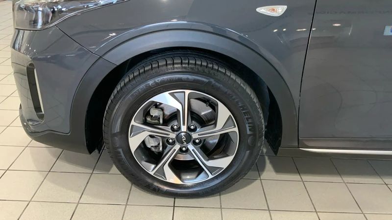 Kia Cee`d • 2023 • 13,108 km 3