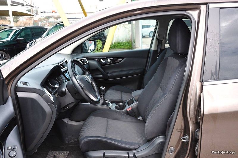 Nissan Qashqai • 2016 • 80,000 km 2