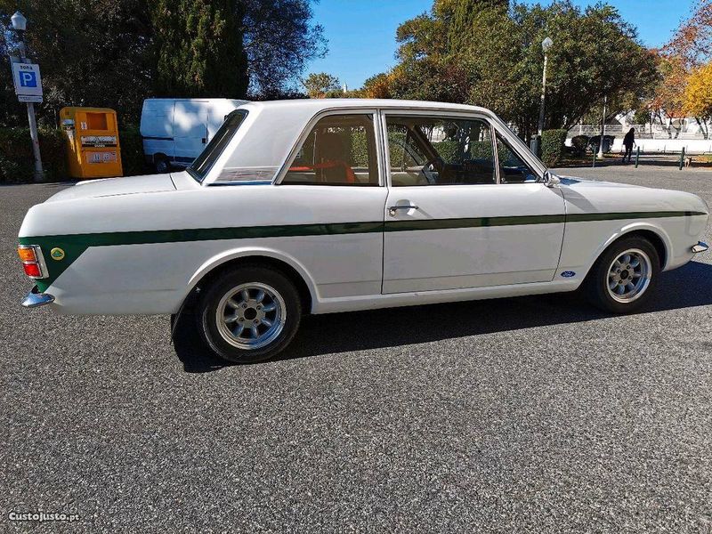 Ford Cortina • 1980 • 70,000 km 2