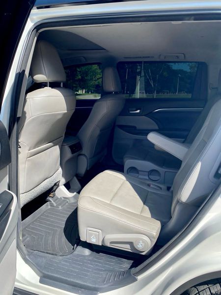 Toyota Highlander • 2017 • 78,200 mi 3