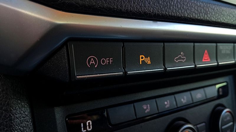 Volkswagen Amarok • 2018 • 40,758 km 10