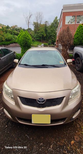 Toyota Corolla • 2010 • 130,000 mi 8