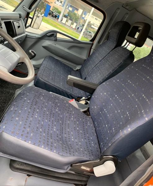 Mitsubishi Fuso canter • 2007 • 189,000 km 5