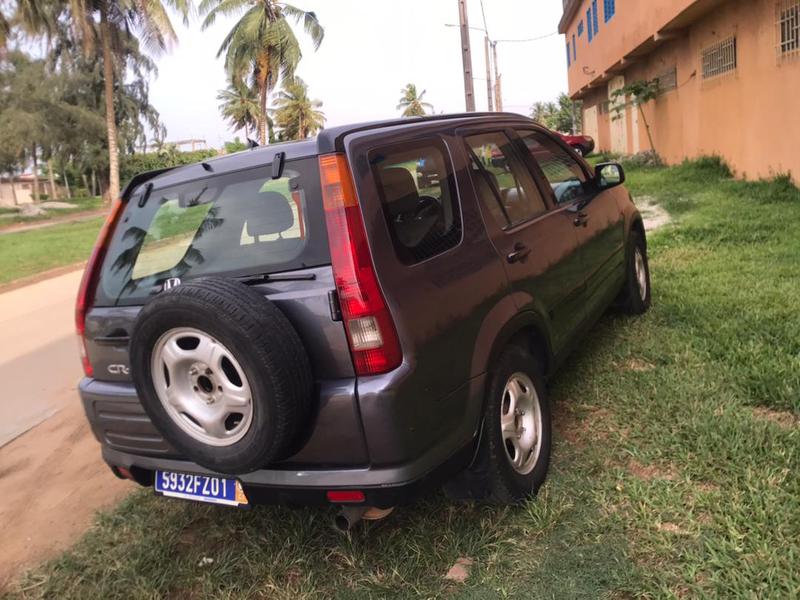 Honda CR-V • 2004 • 128,000 km 6