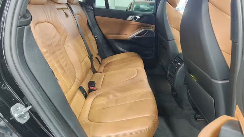 BMW X6 • 2021 • 89,136 km 13