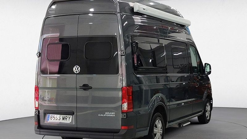 Volkswagen California • 2024 • 6,901 km 3