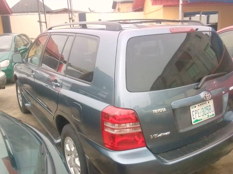 Toyota Highlander • 2003 • 125,550 km 5