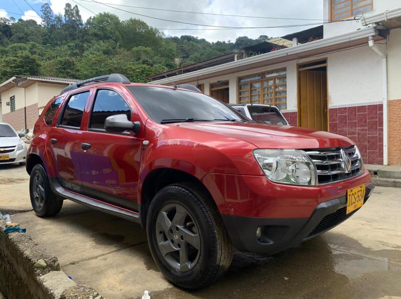 Renault Duster • 2015 • 85,000 km 1