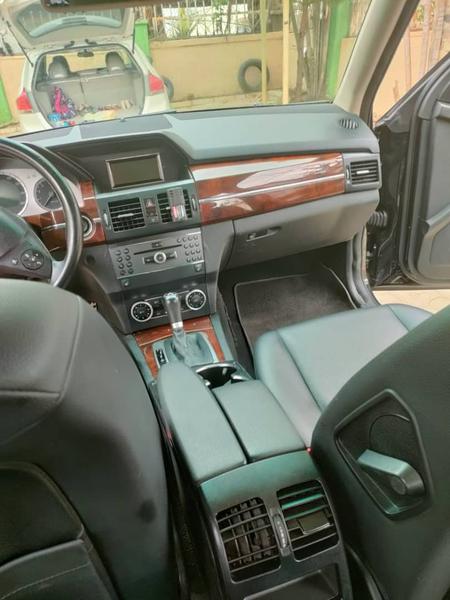 Mercedes-Benz GLK • 2010 • 200,456 km 5
