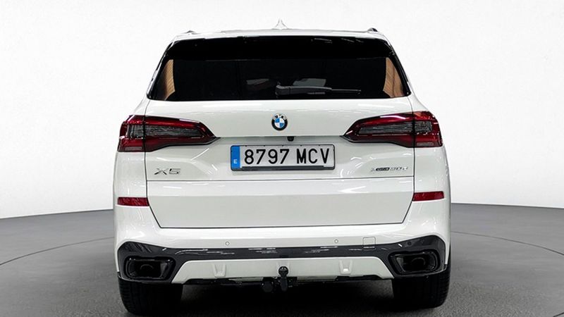 BMW X5 • 2022 • 12,900 km 7