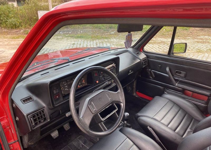 Volkswagen Caddy • 1983 • 140,000 km 4