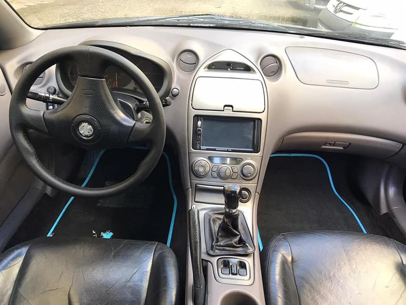 Toyota Celica • 2000 • 107,000 km 4