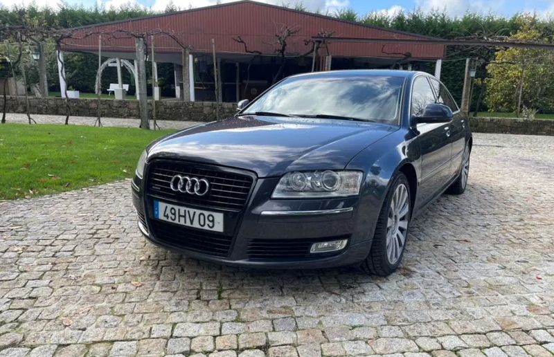 Audi A8 • 2009 • 234,000 km 1