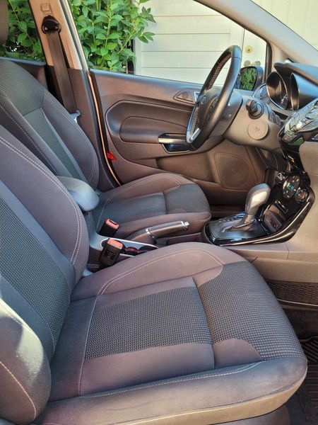 Ford Fiesta • 2015 • 82,500 km 6