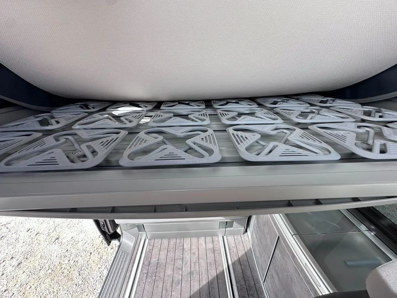 Volkswagen T5 Caravelle • 2022 • 20,800 km 30