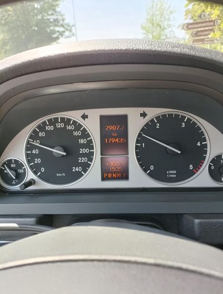 Mercedes-Benz Class B • 2007 • 180,000 km 5