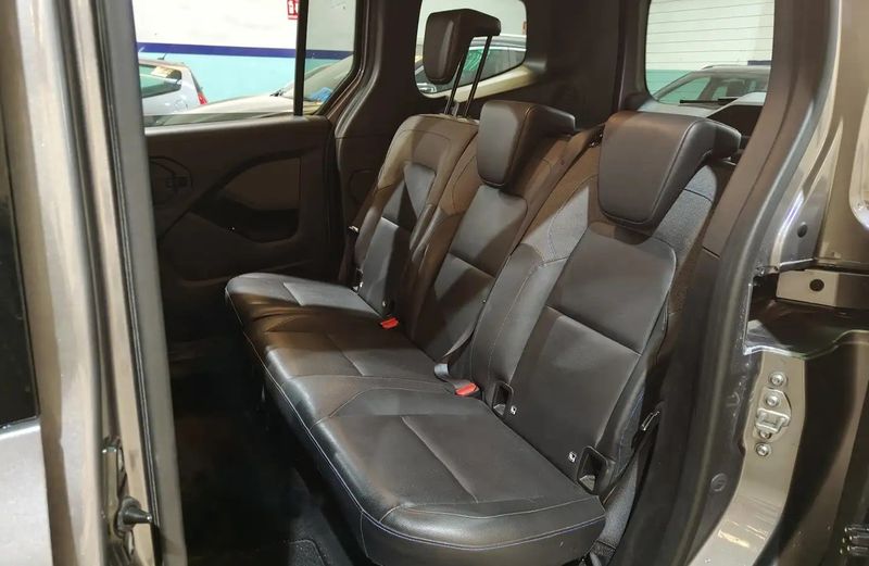 Nissan Primastar • 2023 • 22,074 km 7