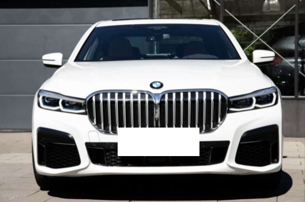 BMW 7 Series • 2019 • 55,000 km 1