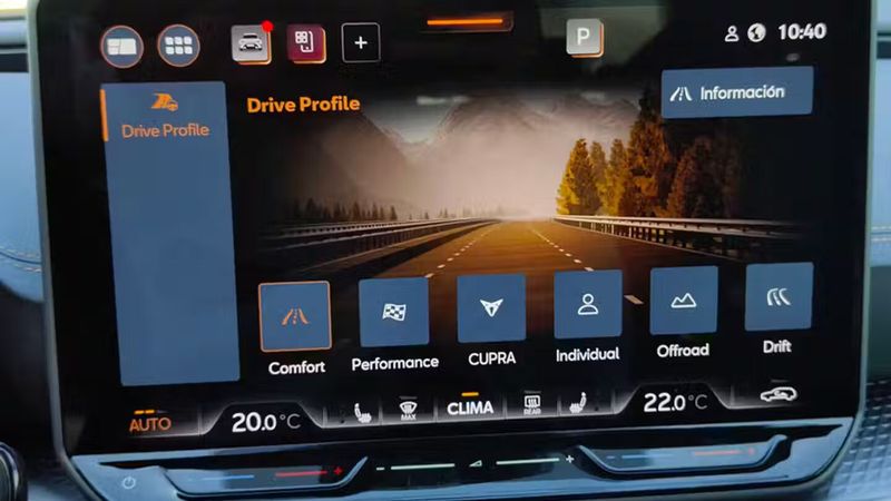 Seat Leon • 2025 • 7,400 km 4