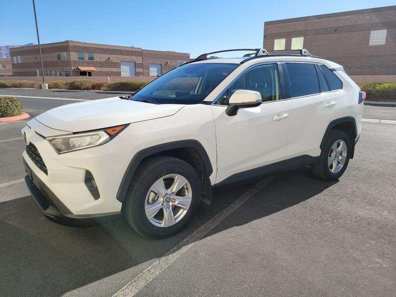 Toyota RAV4 Hybrid • 2020 • 22,000 km 1