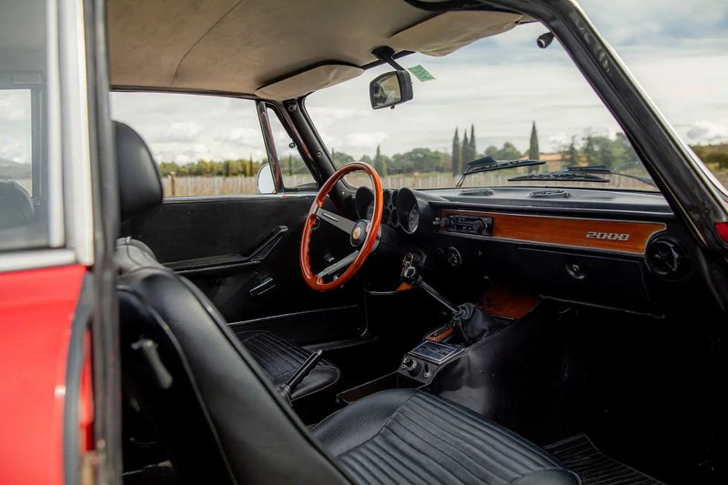 Alfa Romeo GTV • 1973 • 92,000 km 13