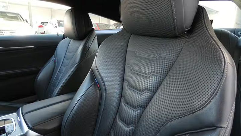 BMW 8 Series • 2021 • 19,676 km 8