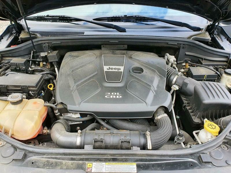 Jeep Grand Cherokee • 2012 • 136,000 km 10