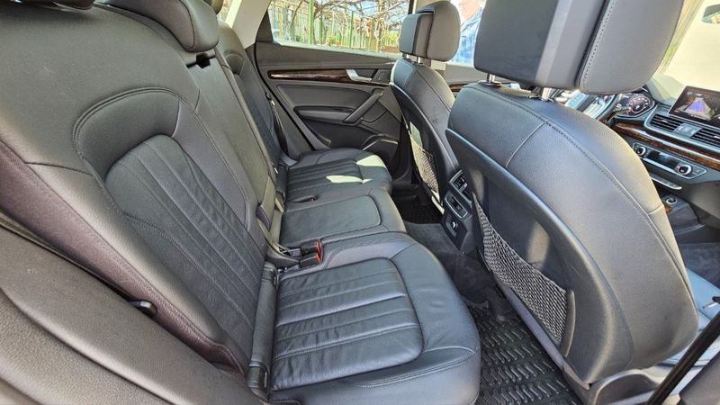 Audi Q5 • 2018 • 230,000 km 6