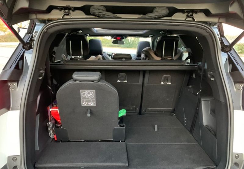 Peugeot 5008 • 2019 • 82,000 km 4