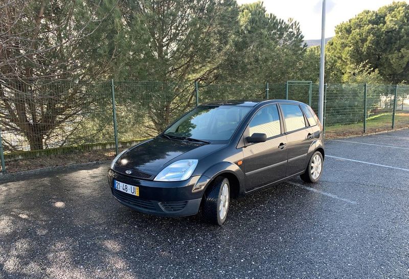 Ford Fiesta • 2002 • 249,999 km 1