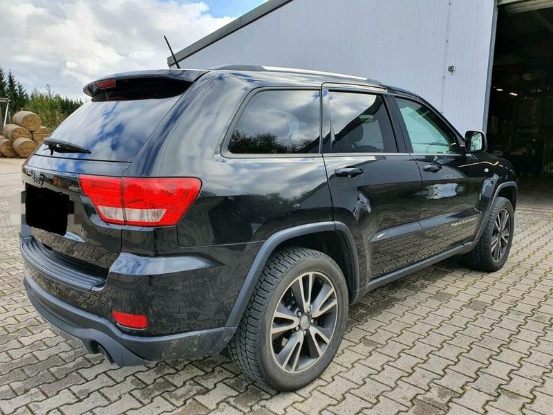 Jeep Grand Cherokee • 2012 • 136,000 km 4