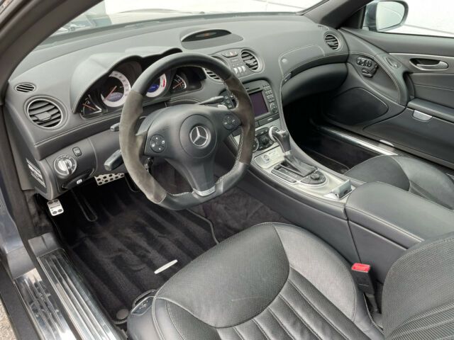 Mercedes-Benz SL • 2009 • 106,000 km 15