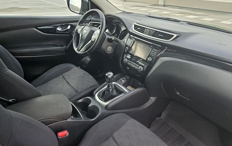 Nissan Qashqai • 2015 • 125,000 km 5
