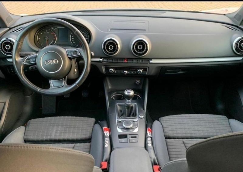 Audi A3 • 2014 • 176,000 km 2