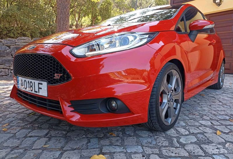 Ford Fiesta • 2014 • 120,000 km 2