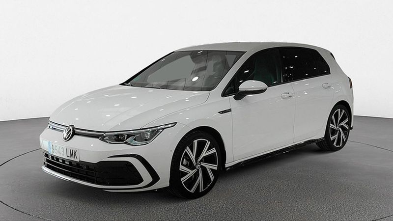 Volkswagen Golf • 2021 • 40,469 km 1