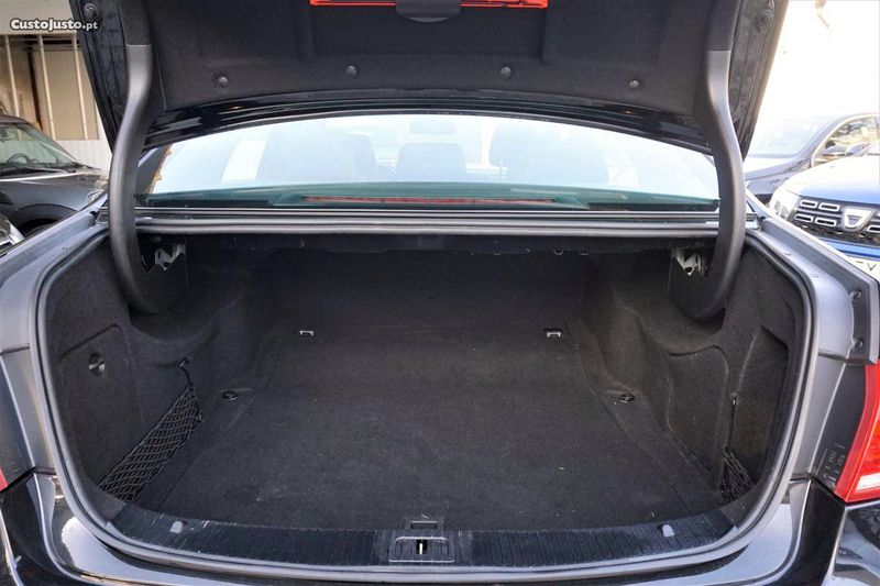 Mercedes-Benz E • 2018 • 88,000 km 3