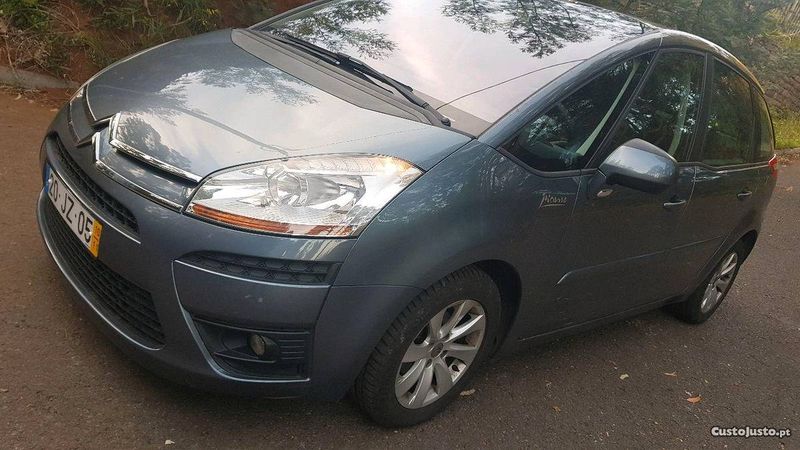 Citroën C4 • 2010 • 110,000 km 4