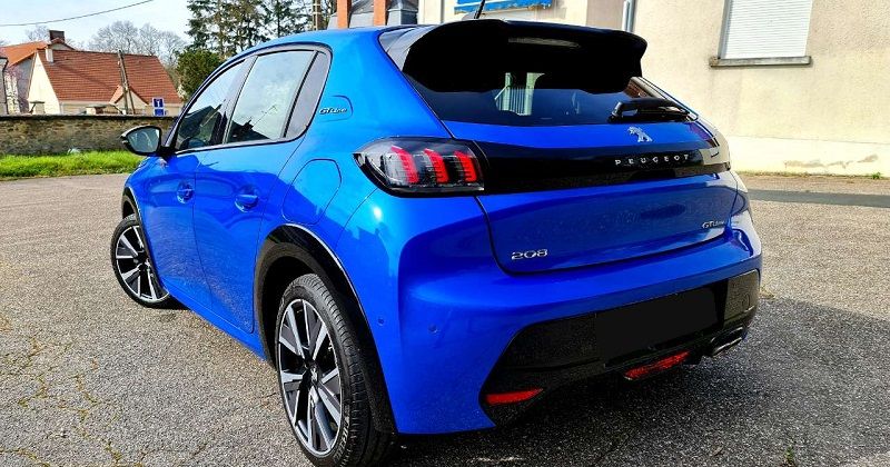 Peugeot 108 • 2021 • 25,700 km 2