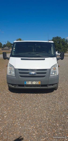 Ford Transit • 2009 • 140,000 km 1