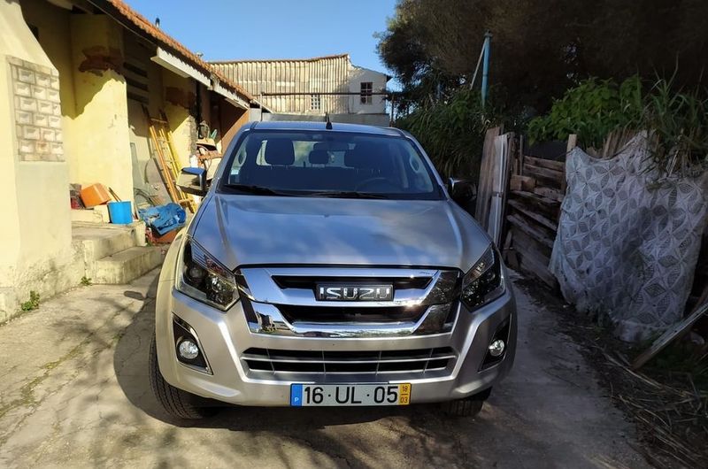 Isuzu D-MAX • 2018 • 47,000 km 4