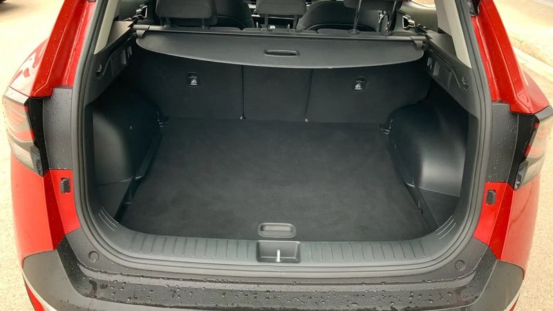 Kia Sportage • 2023 • 17,531 km 11